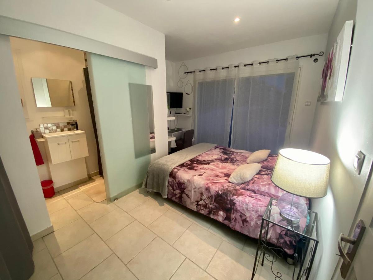 Homestay Privee Independante Au Coeur Du Luberon Saint-Saturnin-les-Apt